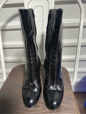 Vero Cuoio Black Patent Mid-Calf Heeled Boots